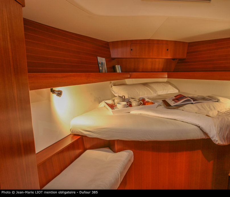 voilier dufour385 chambre